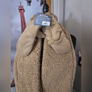 #0189 NWT SPRIGS SHERPA Scarf & MINKY/SHERPA Mittens w/flip back to use Digits